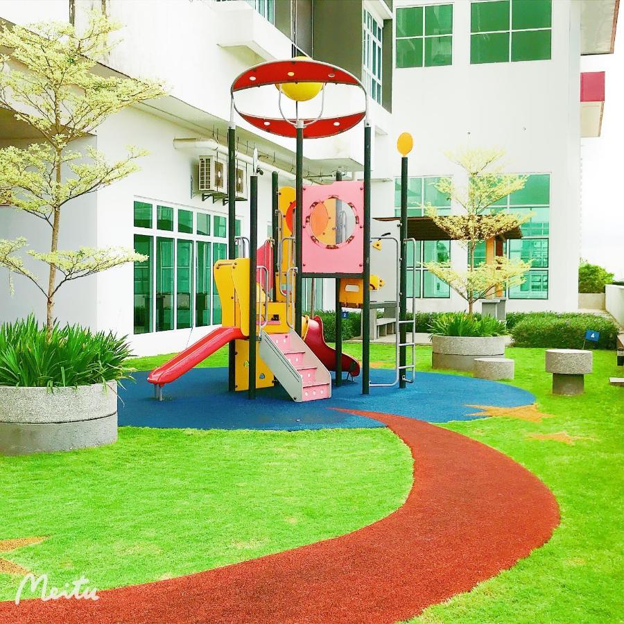 Apartamento Twin Galaxy By Greatday Johor Bahru Exterior foto